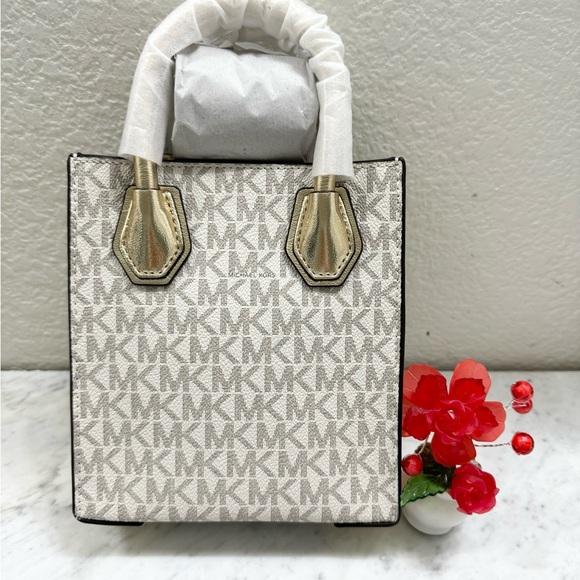 Michael Kors Mercer Extra Small Pebbled Leather Crossbody Bag - Picture 2 of 5